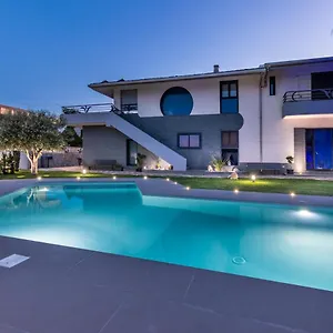 Teocrito Piscina & Mare Avola