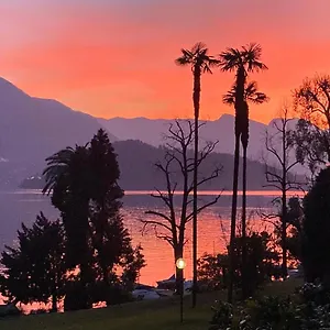 https://villa-lina-tremezzo.it-lombardy.com