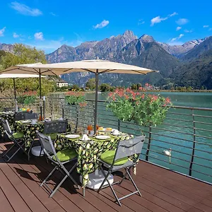 https://adeline.it-lombardy.com